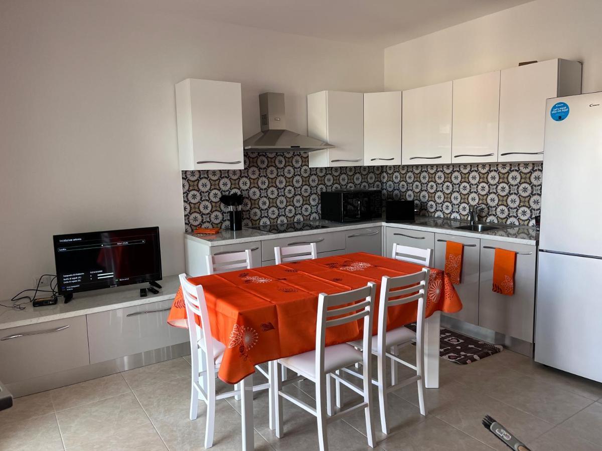 Residence Le Maree Porto Pino Εξωτερικό φωτογραφία